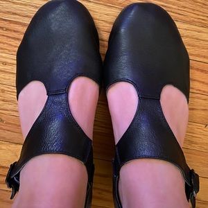 Theatricals adult leather jazz shoe